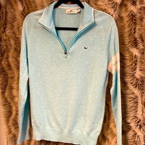 Vineyard Vines women’s NWOT light blue half zip pullover